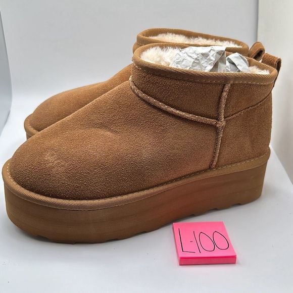 CUSHIONAIRE Women's Genuine Suede pull on platform boot +Memory Foam 8 WIDE CHES - Picture 3 of 7